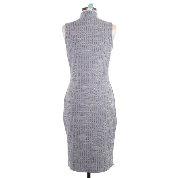 🚨 50% OFF BUNDLES! 🚨 NWT Pixley Mock Neck Knit Sleeveless Dress - Picture 4 of 8
